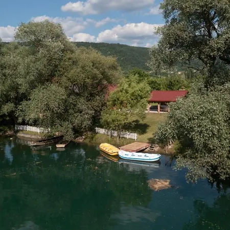 度假居 House Bihać